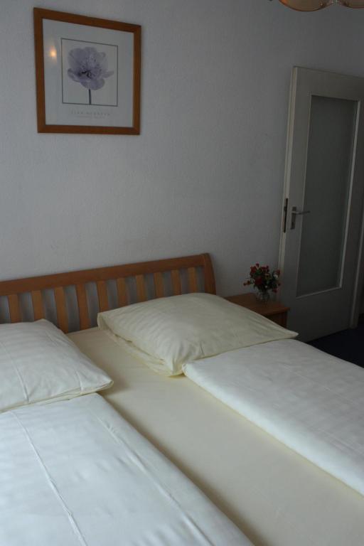 Hotel Diplomat Frankfurt am Main Værelse billede